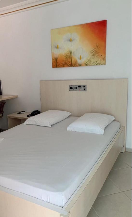 Lemonte Motel Бруски Екстериор снимка